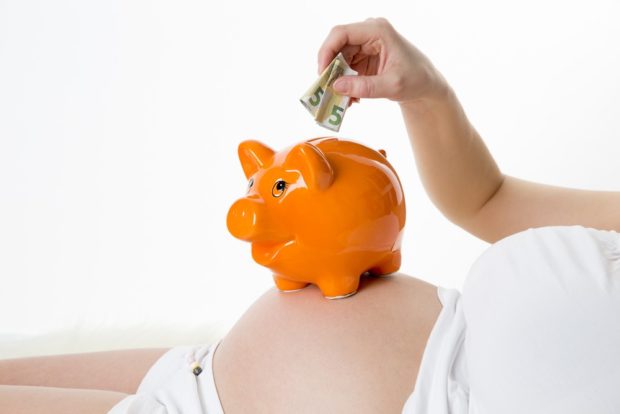 Лужковские выплаты при рождении ребенка в 2018 году